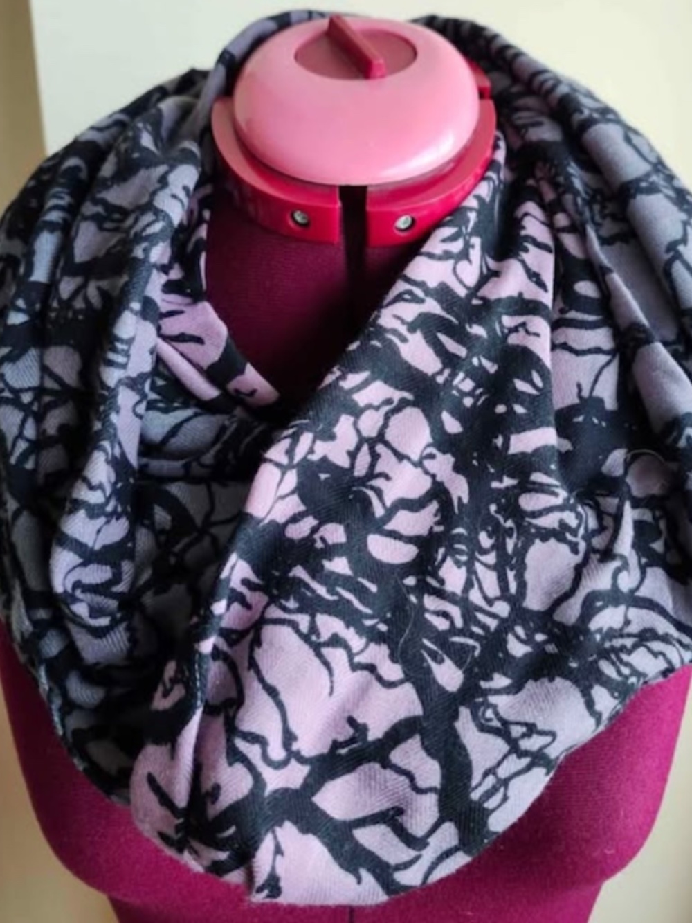 Women's circle scarf